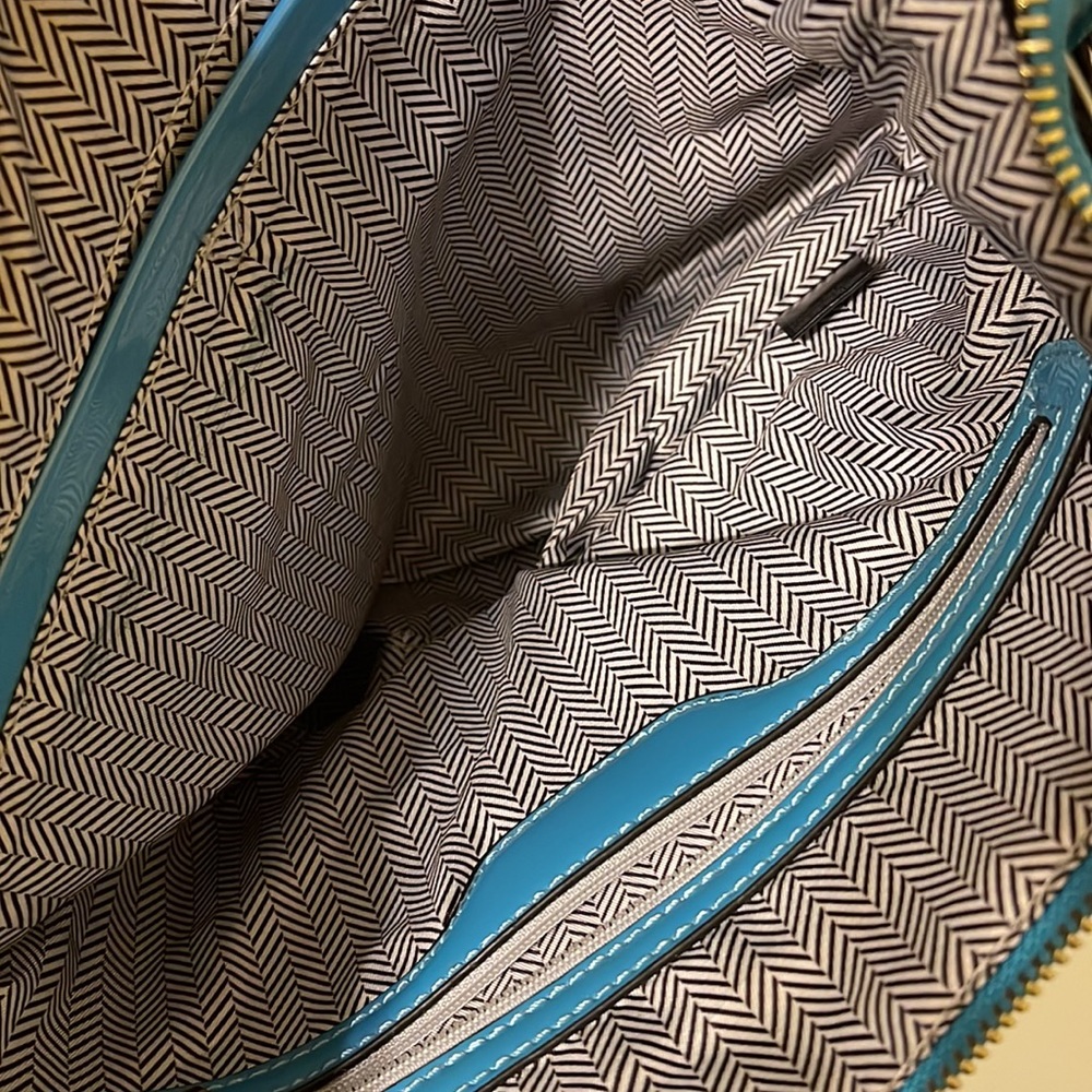 Geometric Design Handbag - Picture 4 of 8